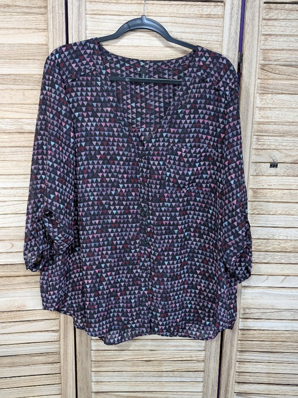 Maurices Black Geometric Print V-Neck Blouse Size XXL